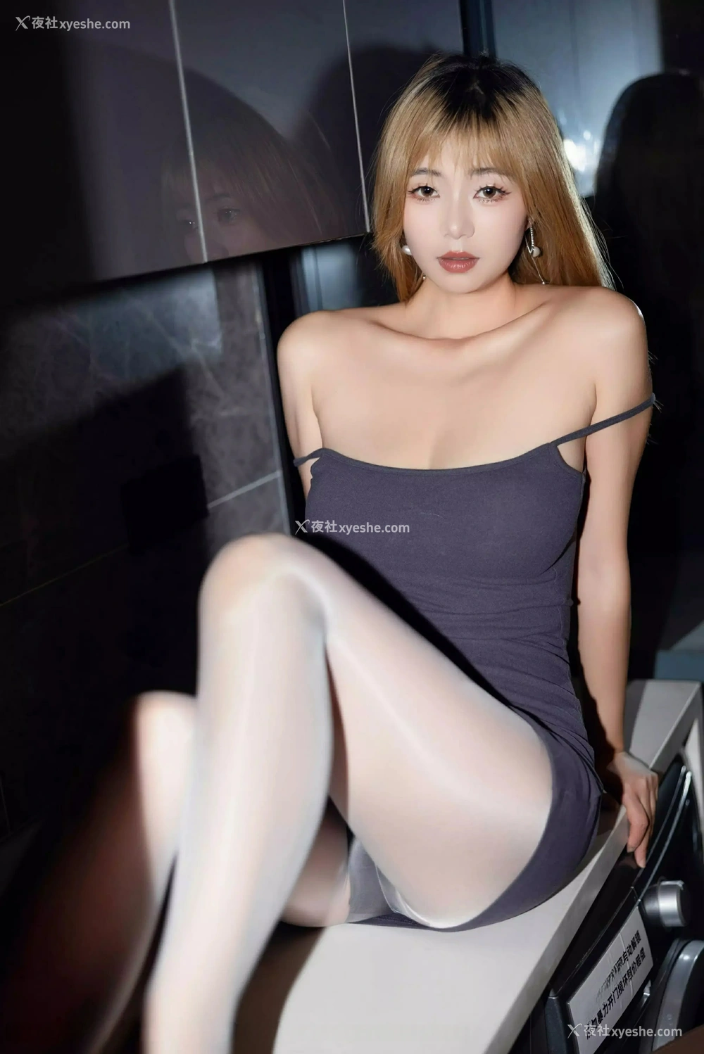 1P - [HuaYang花漾写真] VOL.634 宋-KiKi