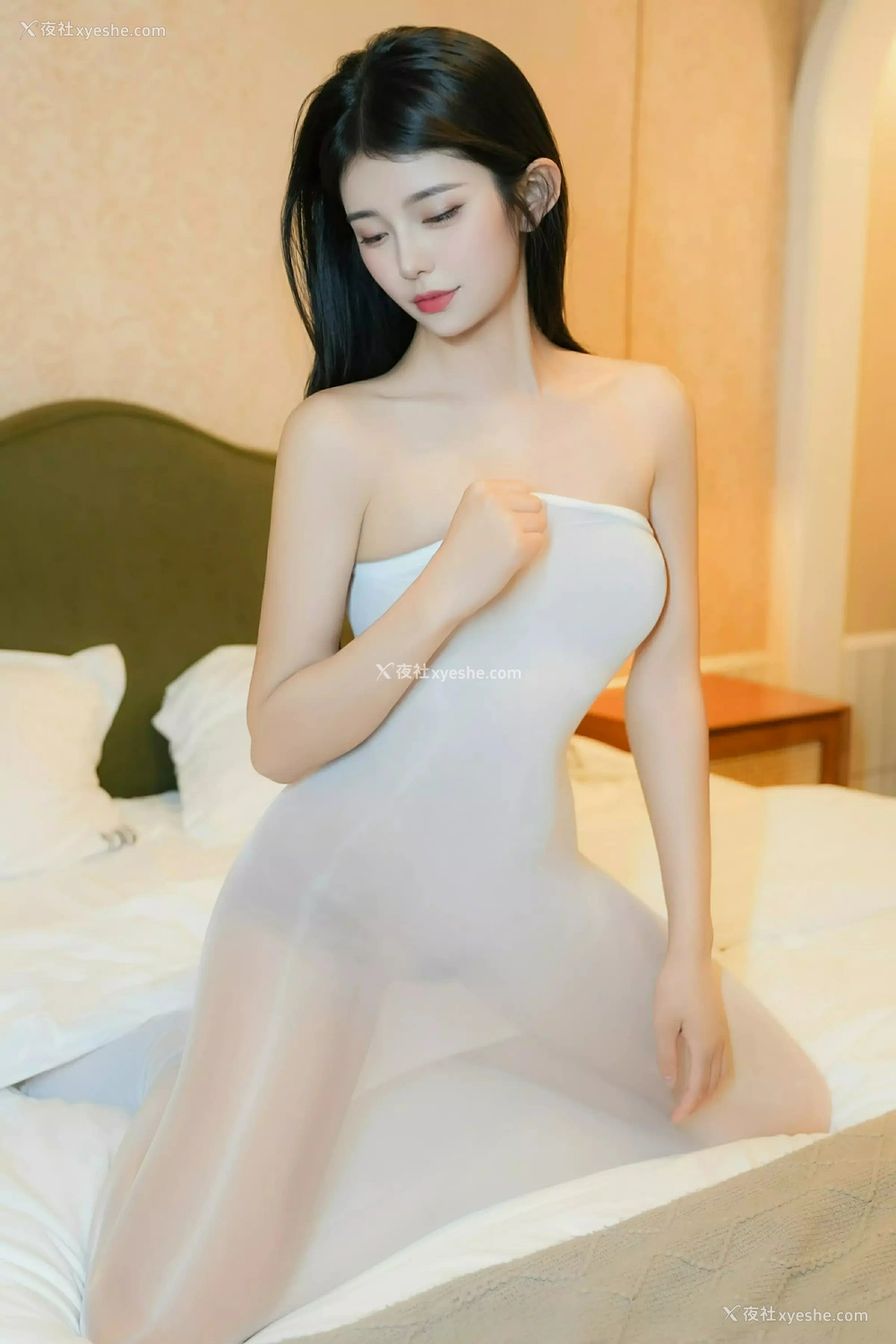 1P - [XiuRen秀人网] No.9941 美少女@