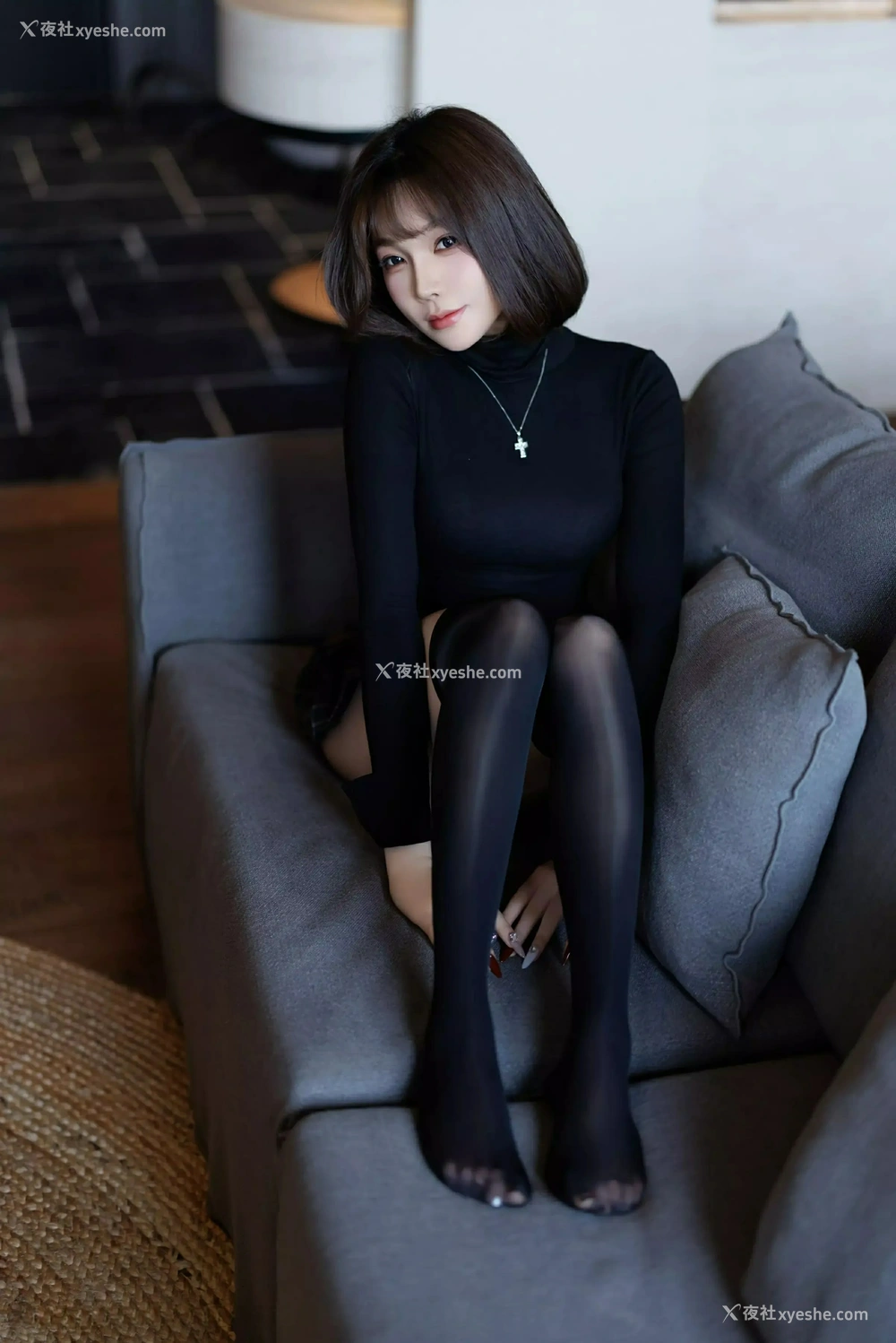 1P - [XiuRen秀人网] No.9944 徐莉芝Booty