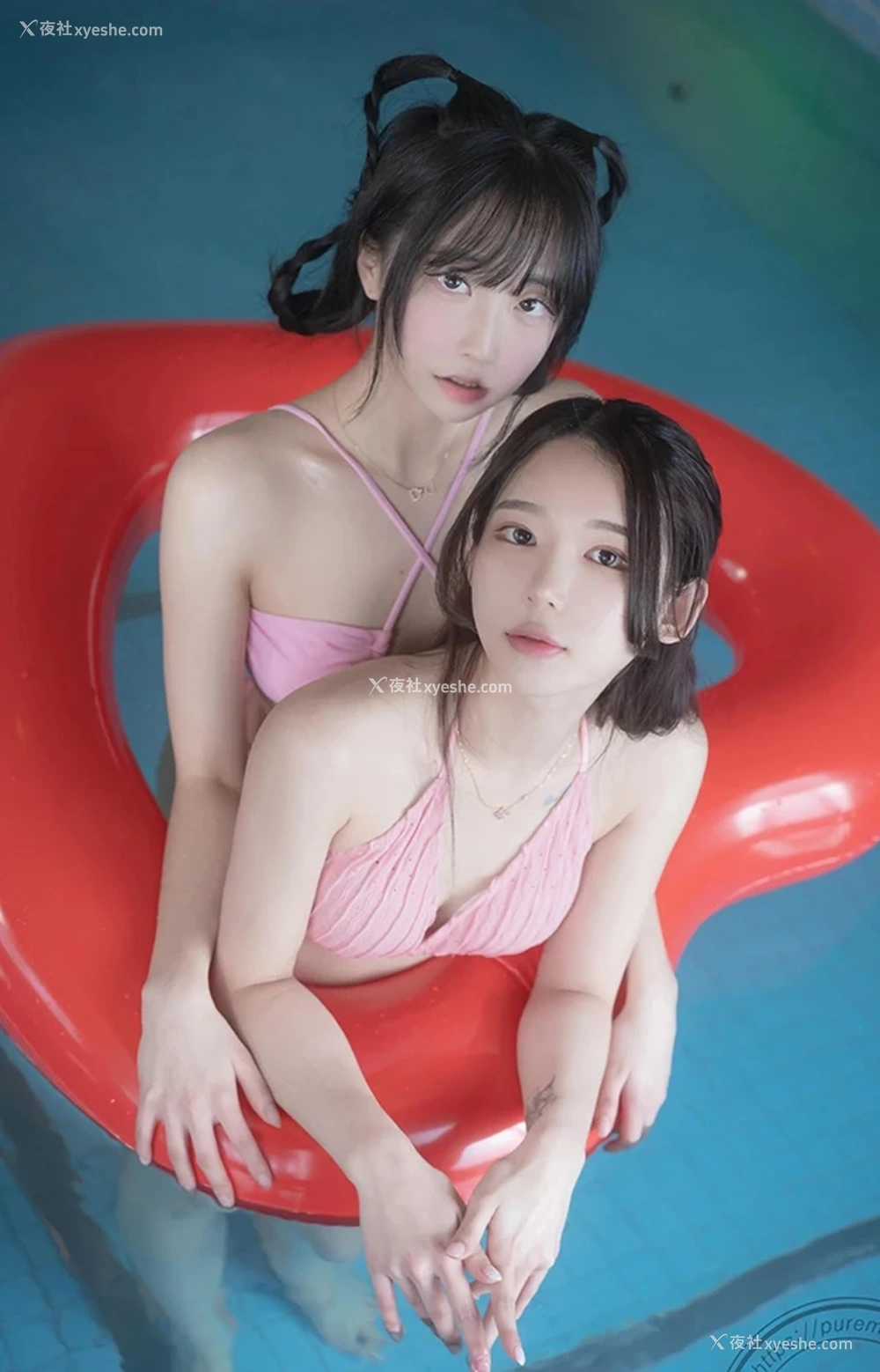 1P - 漂亮小姐姐Yeha Hina双人泳衣湿身无圣光图集