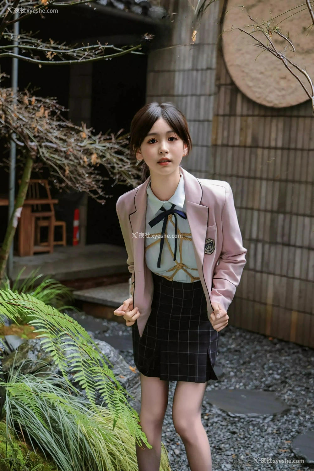 1P - [XiuRen秀人网] No.9949 奶芙乔乔