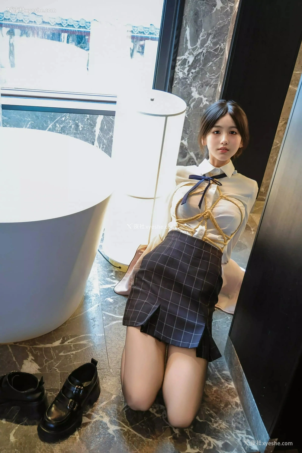 1P - [XiuRen秀人网] No.9949 奶芙乔乔