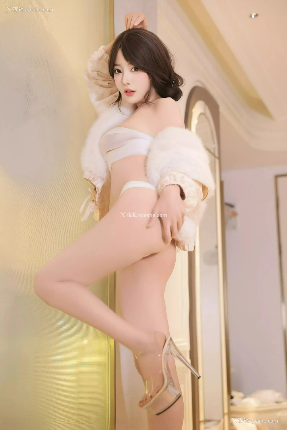 1P - [XiuRen秀人网] No.9950 桃妖夭