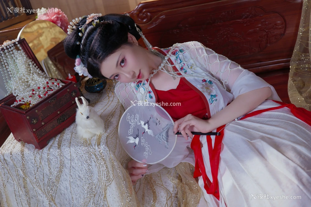 1P - 年年Nnian – 广寒仙子