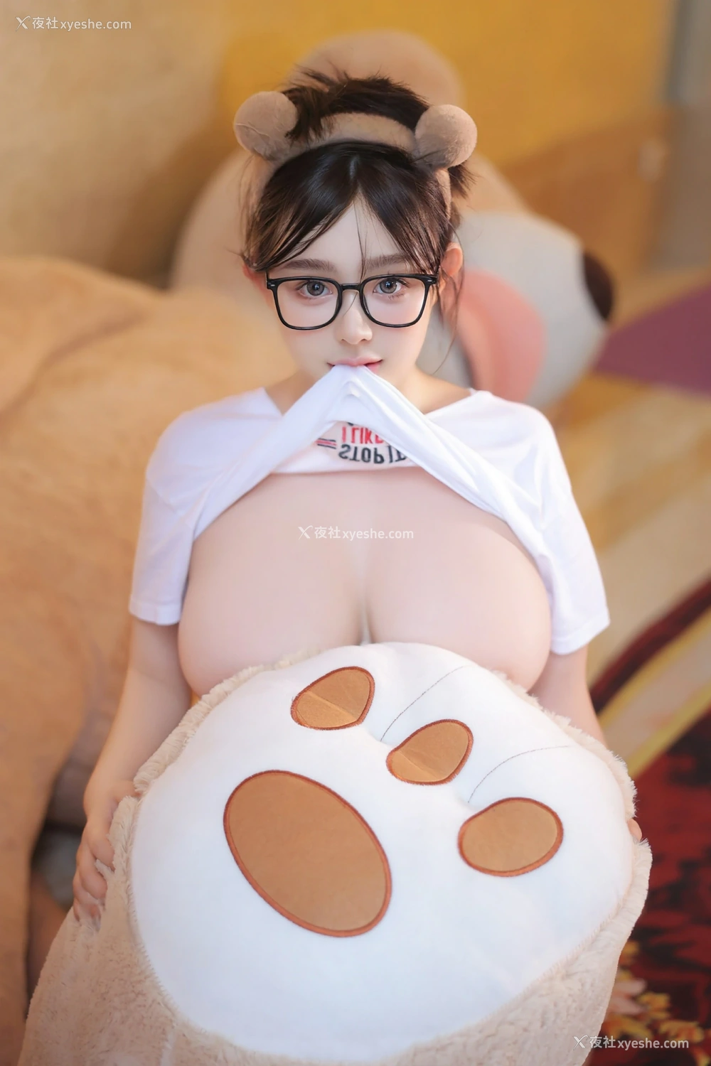 1P - xiuren秀人网福利娜娜子yy大尺度私拍无码流出童颜巨乳