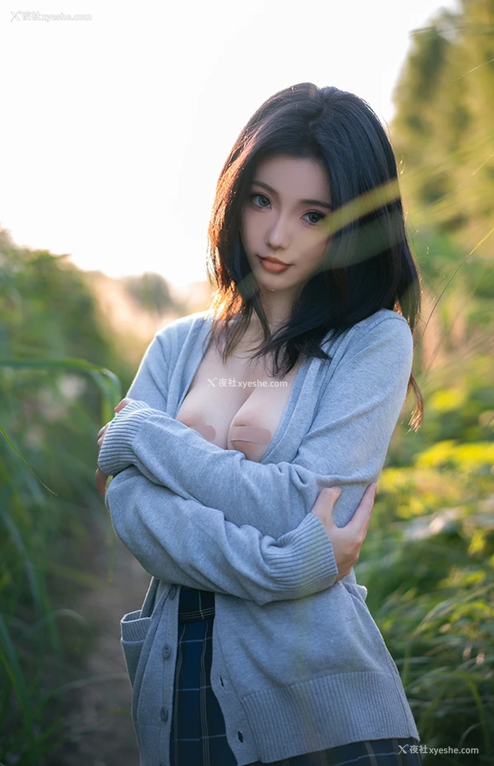1P - 网红美女桃良阿宅 外出JK半裸正当时