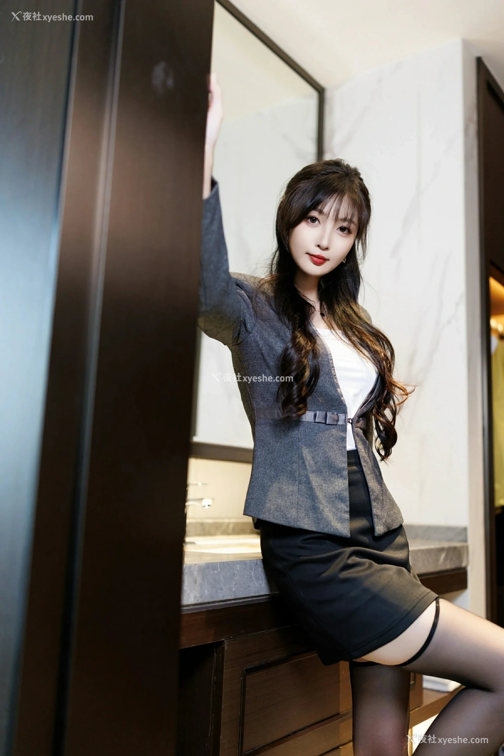 1P - [XiuRen秀人网] No.9957 樱桃小阑子