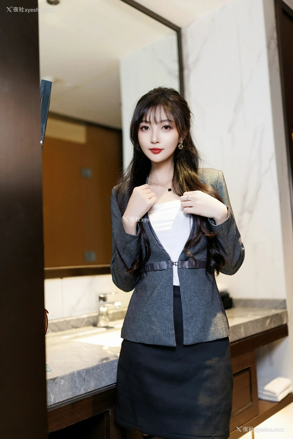 1P - [XiuRen秀人网] No.9957 樱桃小阑子