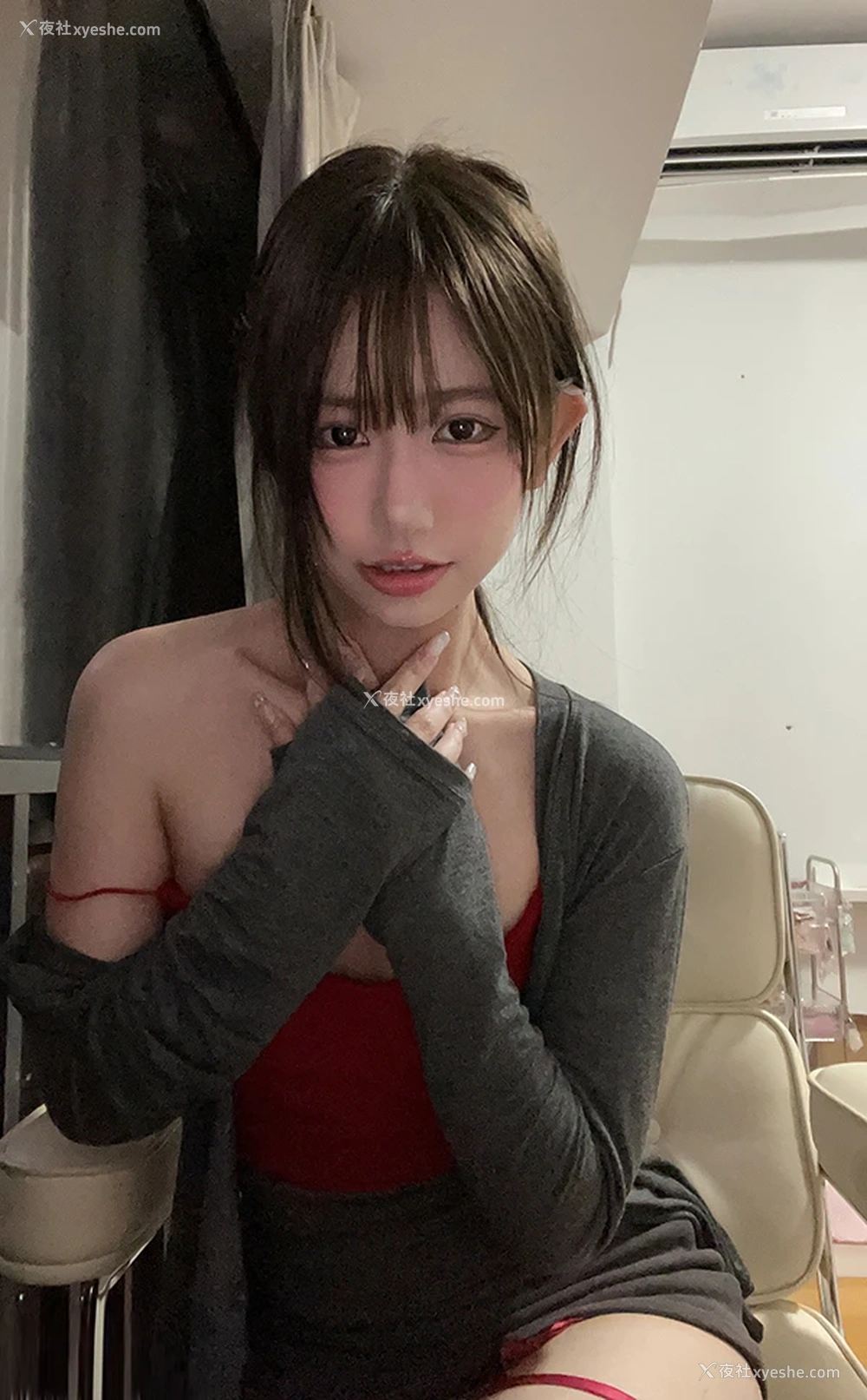 1P - 抖音极品白虎网红@宥子otc9 尺度私拍 日常视图3