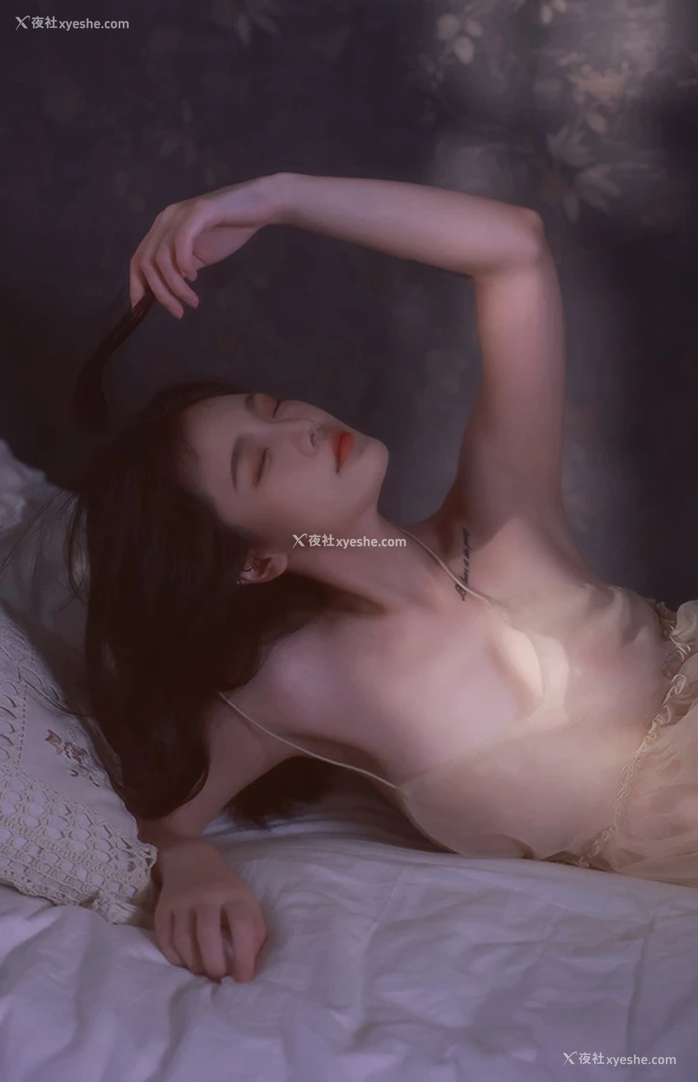 1P - 网红美女桃良阿宅 核桃唯美如画