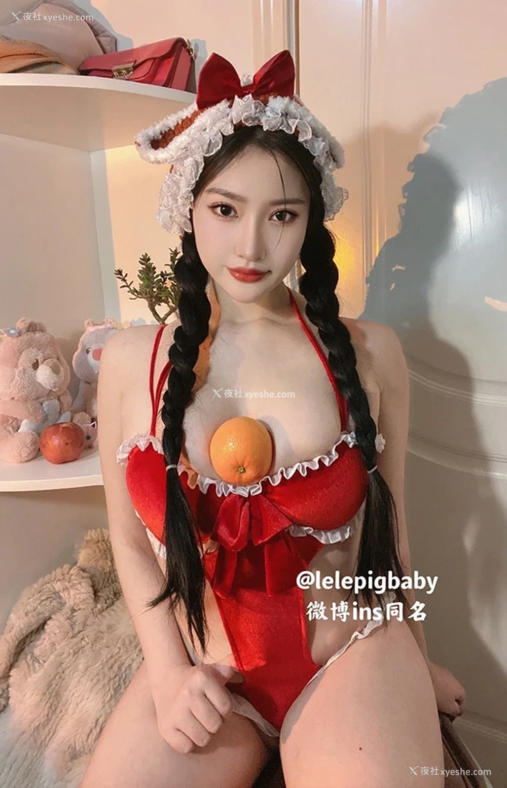 1P - 巨乳模特@乐乐lelepigbaby微密圈诱惑私拍合集