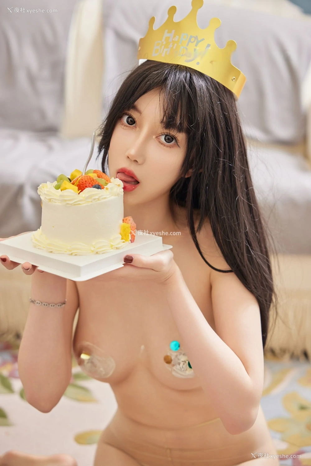 1P - xiuren秀人网福利玥儿玥er大尺度私拍无码流出 生日特辑