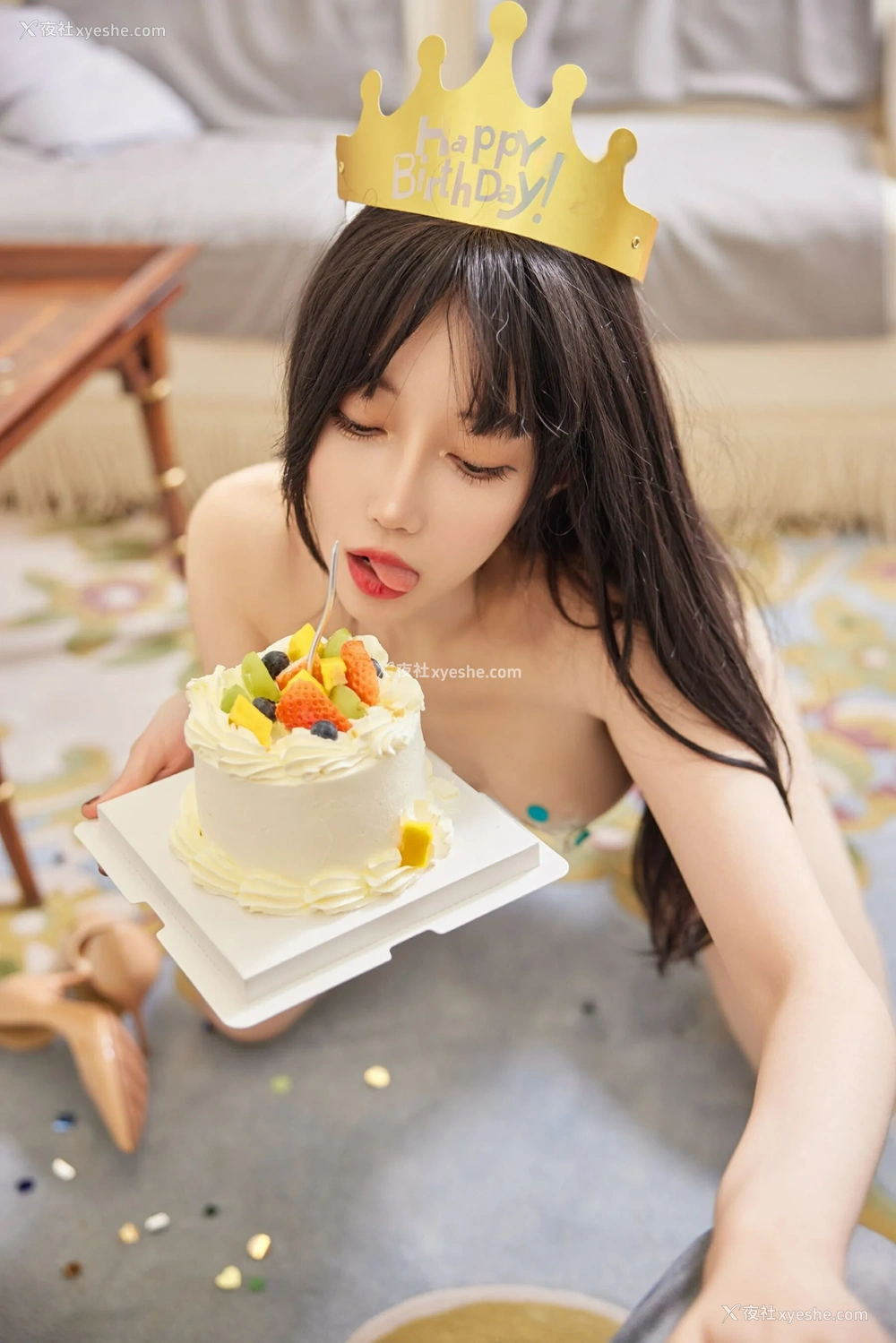1P - xiuren秀人网福利玥儿玥er大尺度私拍无码流出 生日特辑
