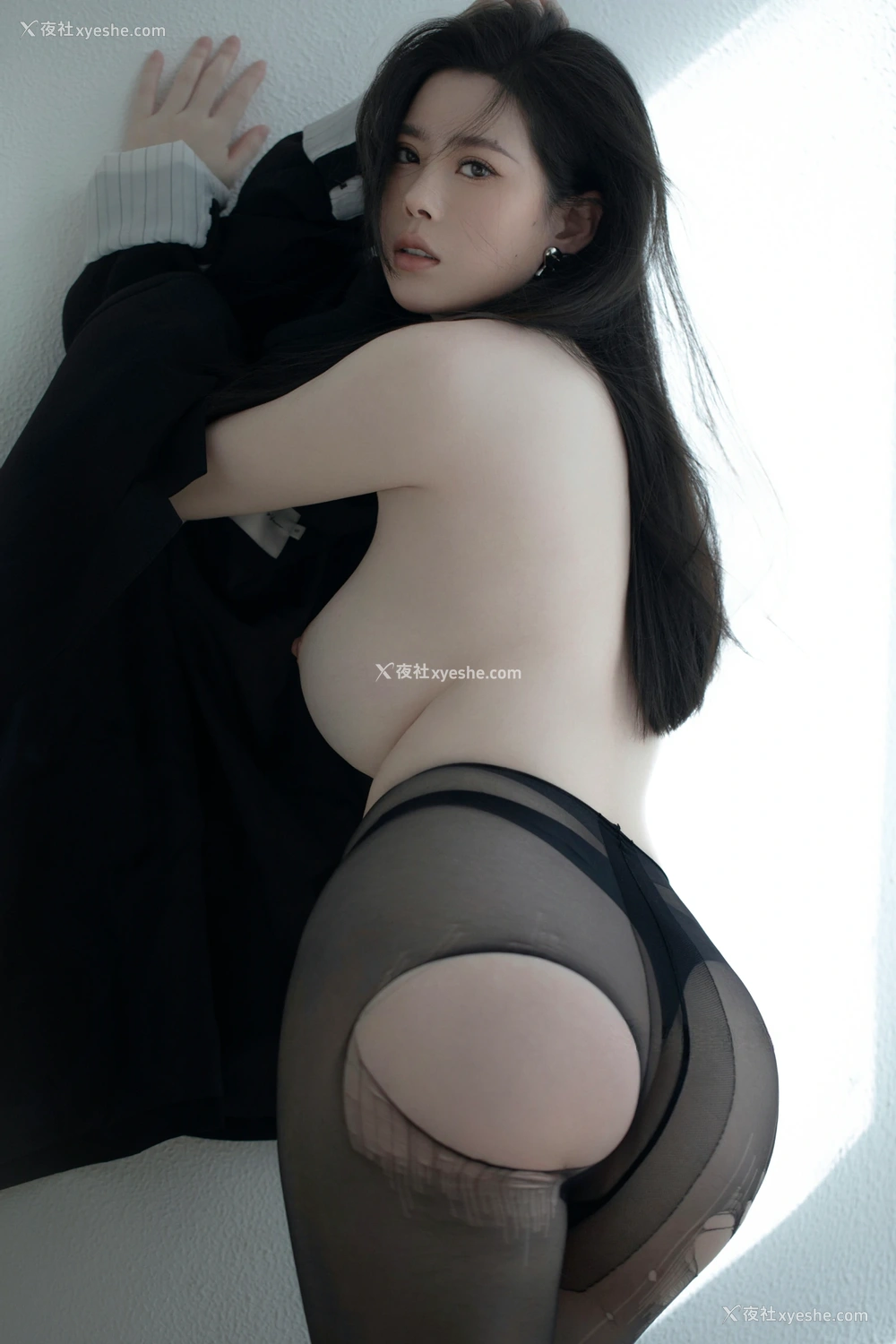 1P - xiuren秀人网福利白茹雪abby大尺度私拍无码流出