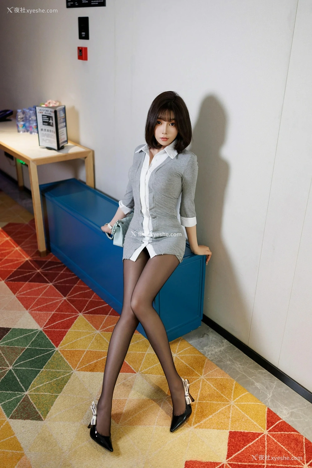 1P - [XiuRen秀人网] No.9978 徐莉芝Booty
