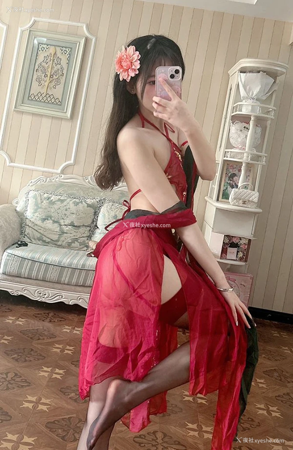 1P - B站粉嫩白虎uper@猫小娴 烈焰 敦煌风尺度图集