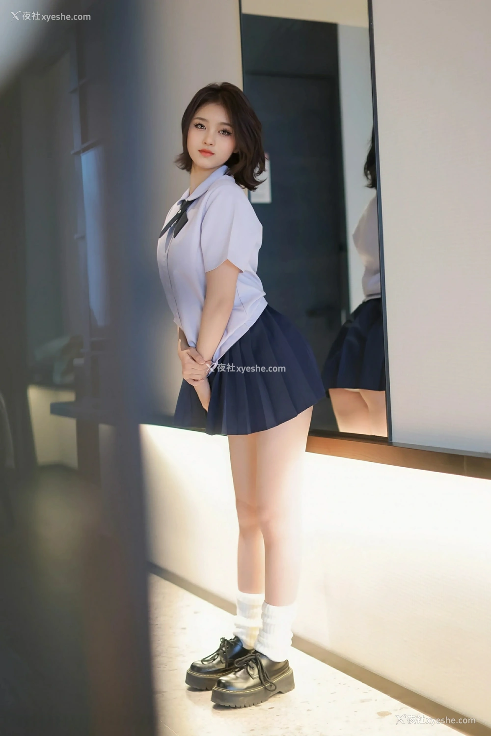 1P - [XiuRen秀人网] No.9985 小橘子orange