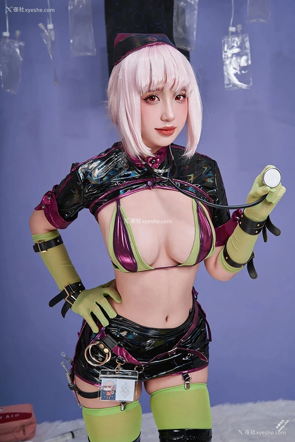 1P - 可爱美女孙乐乐黑色胶皮露胸衣无圣光图集