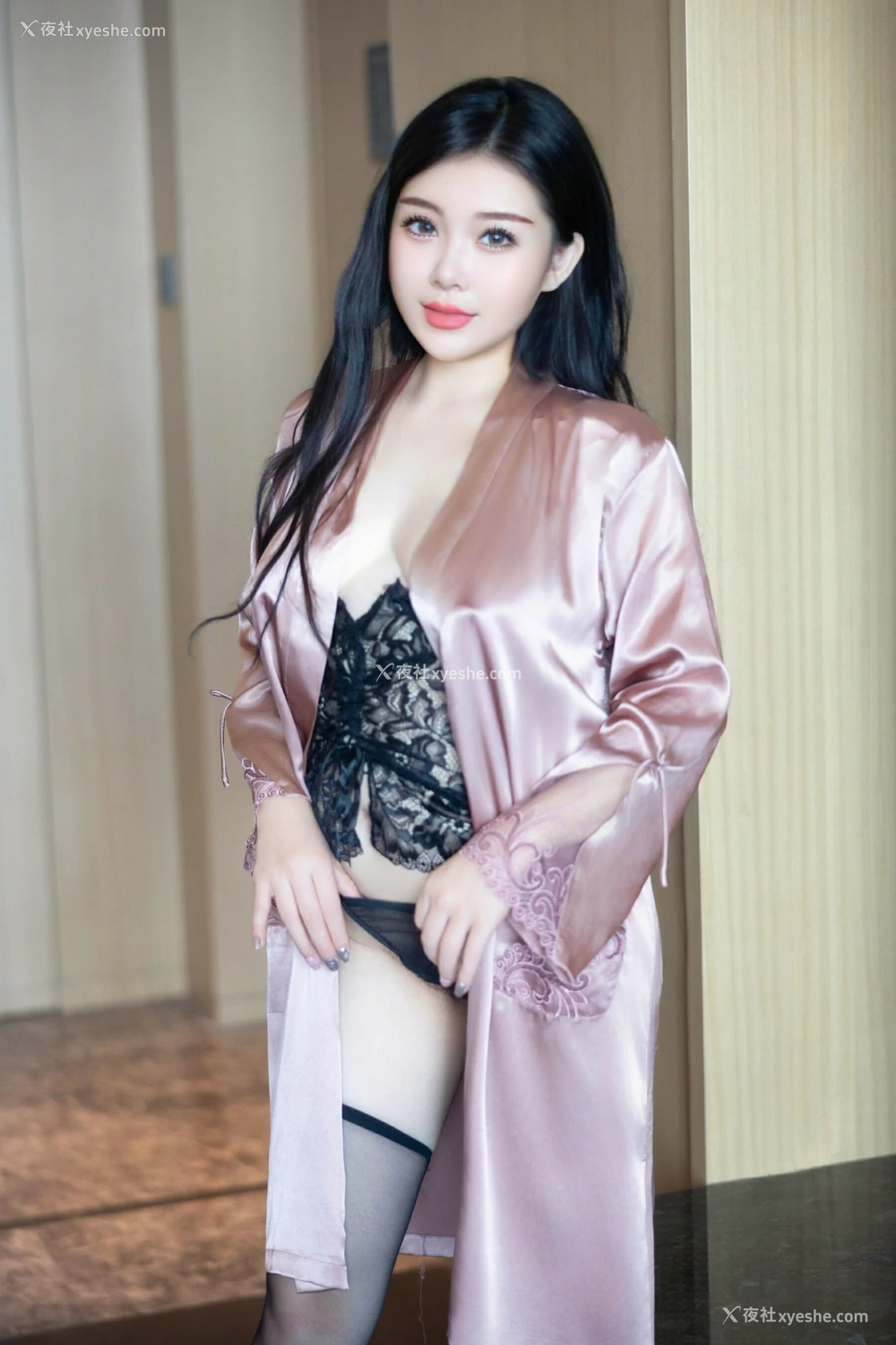 1P - xiuren秀人网福利白洁Bessie大尺度私拍无码流出风韵少妇
