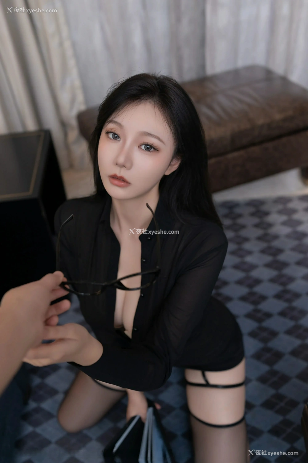 1P - [XiuRen秀人网] No.9999 安然anran