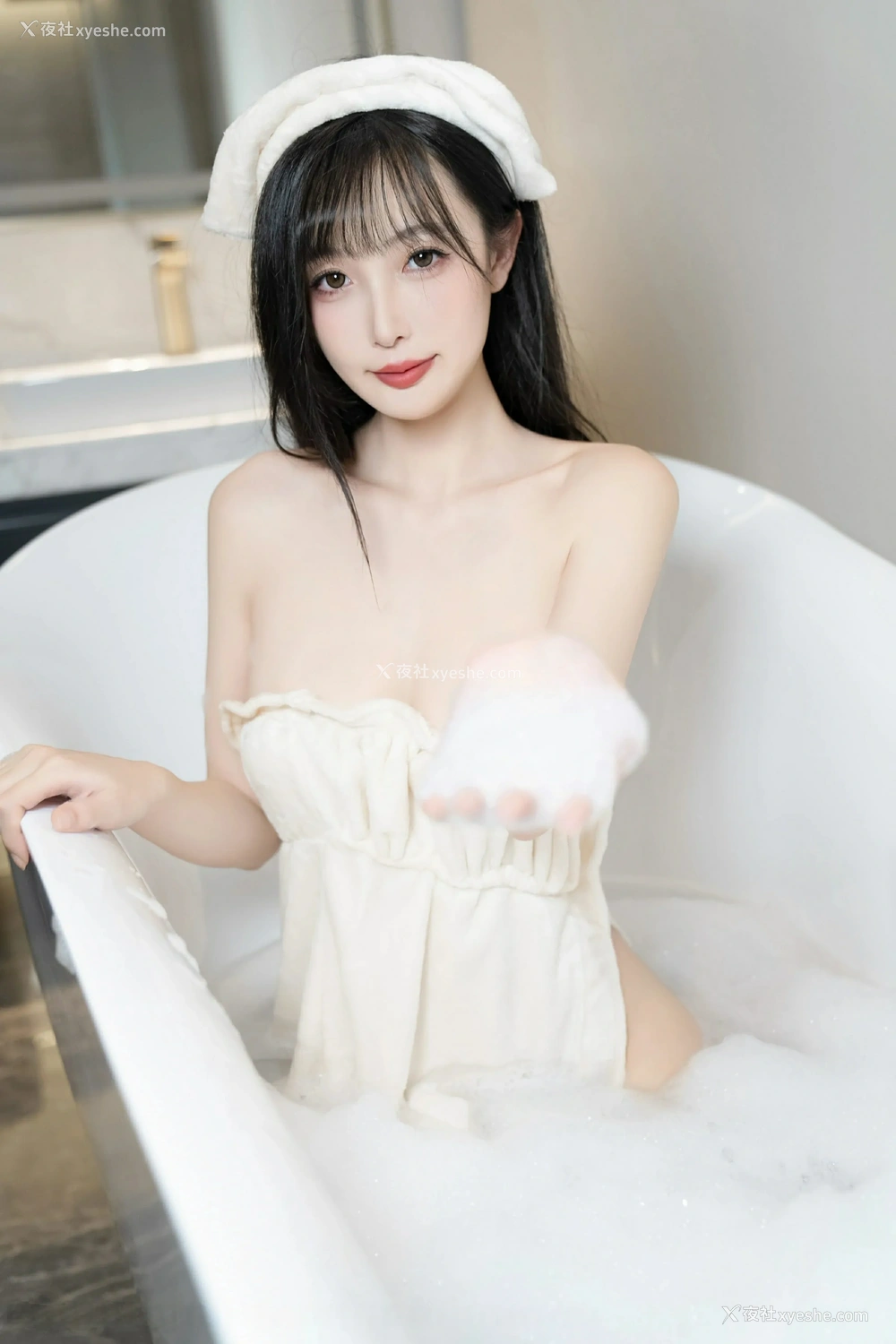 1P - [XiuRen秀人网] No.10005 樱桃小阑子