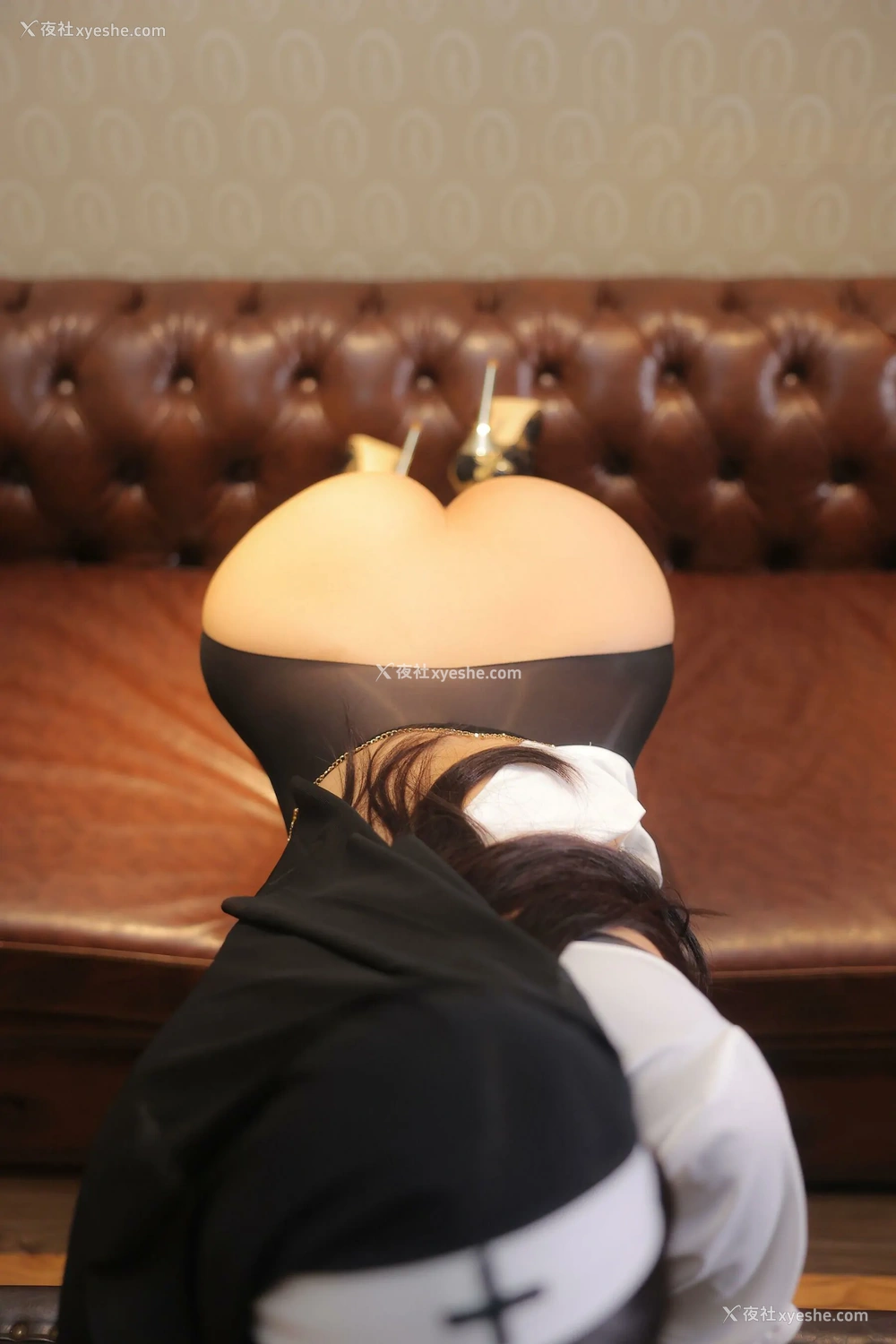 1P - xiuren秀人网福利小蛮妖Yummy大尺度私拍无码流出黑丝修女装