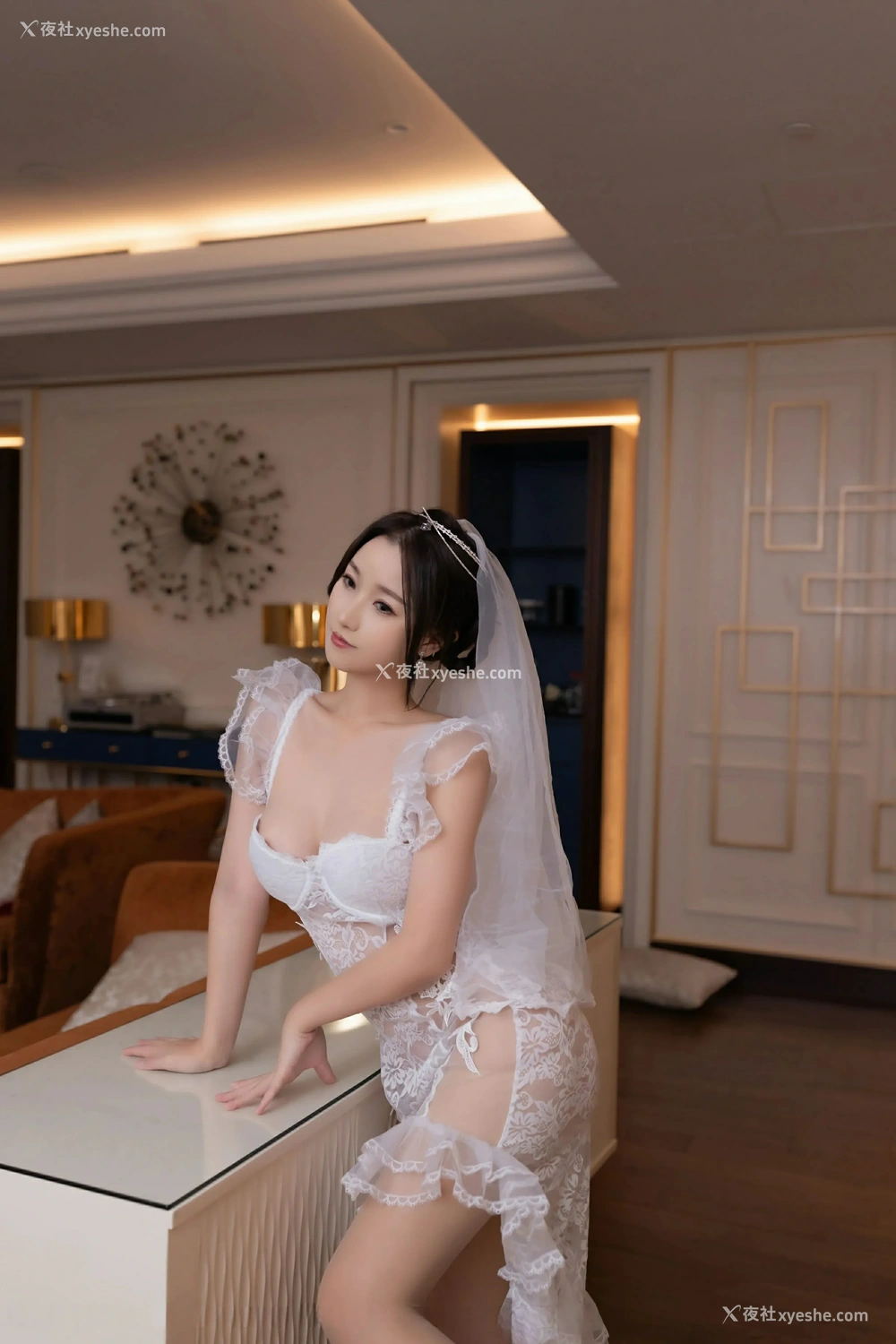 1P - [XiuRen秀人网] No.10006 杏子Yada