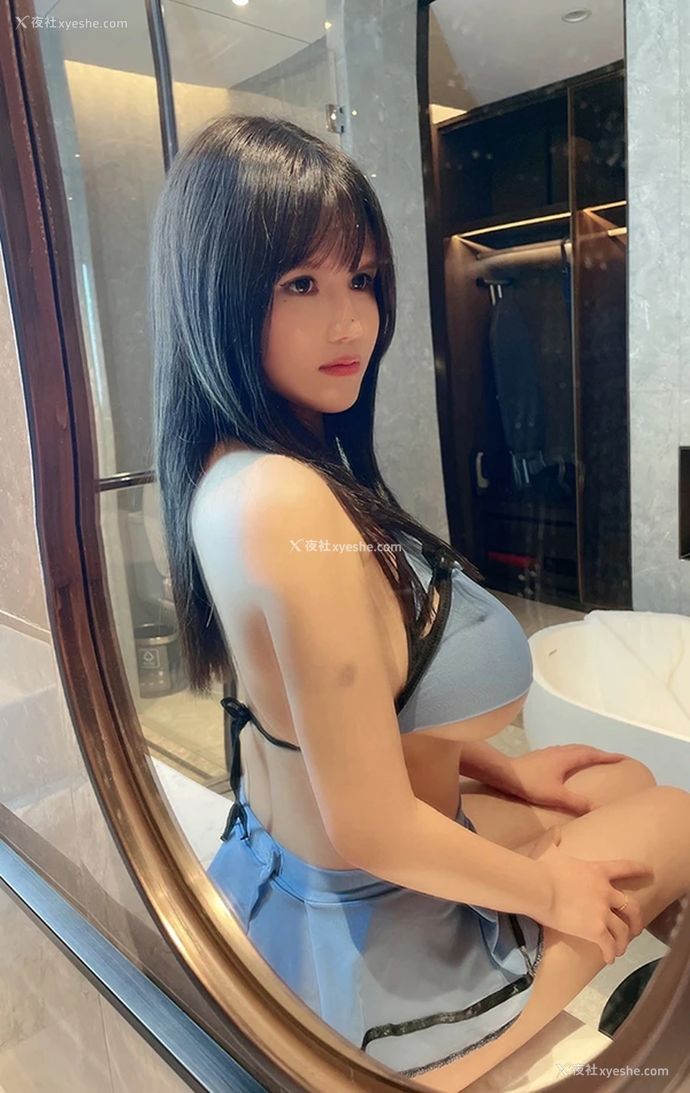 1P - 巨乳肥臀网红@是可馨耶 微密圈视图合集