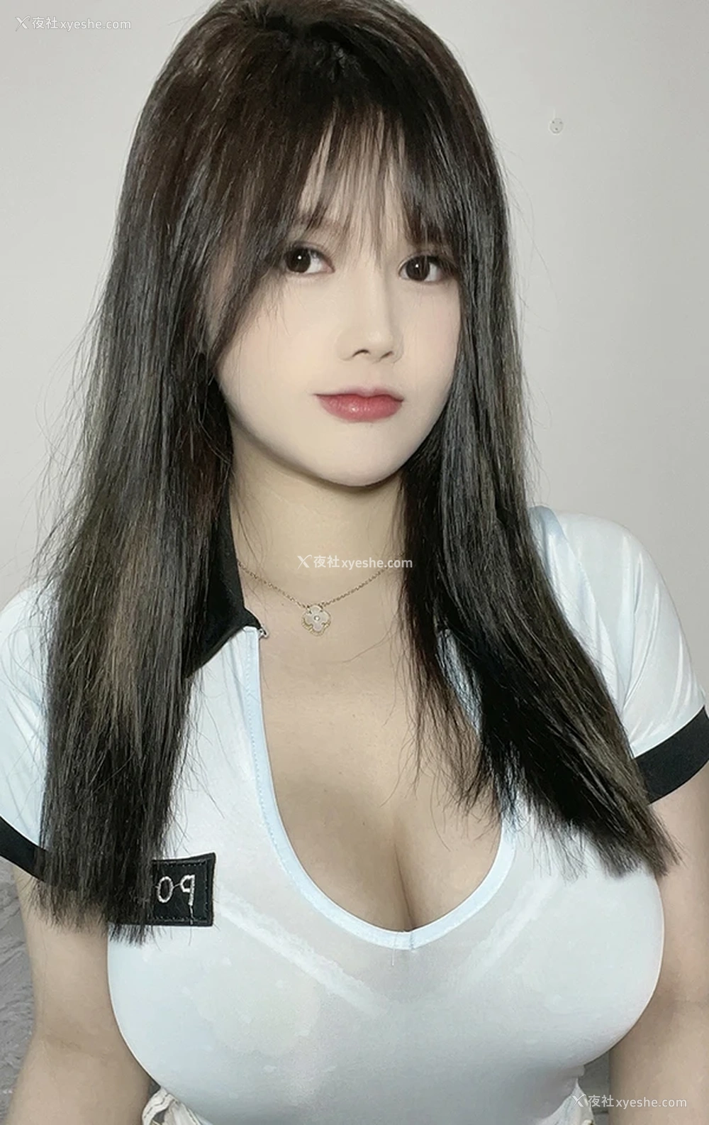 1P - 巨乳肥臀网红@是可馨耶 微密圈视图合集