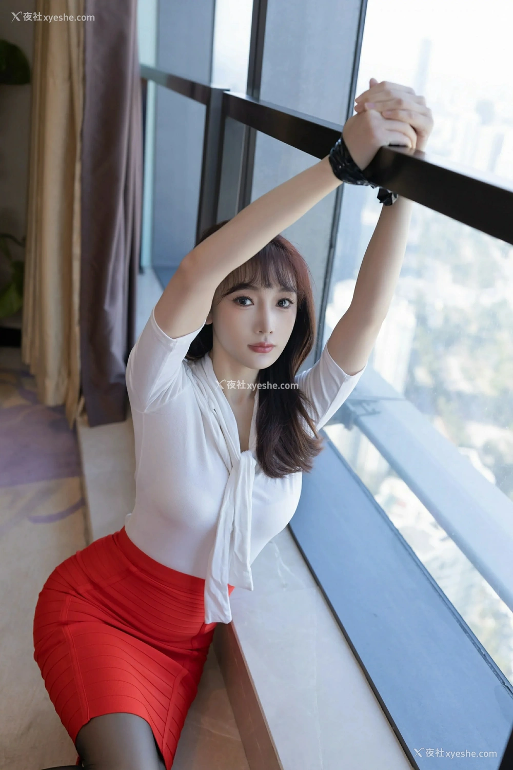 1P - [XiuRen秀人网] No.10014 陆萱萱