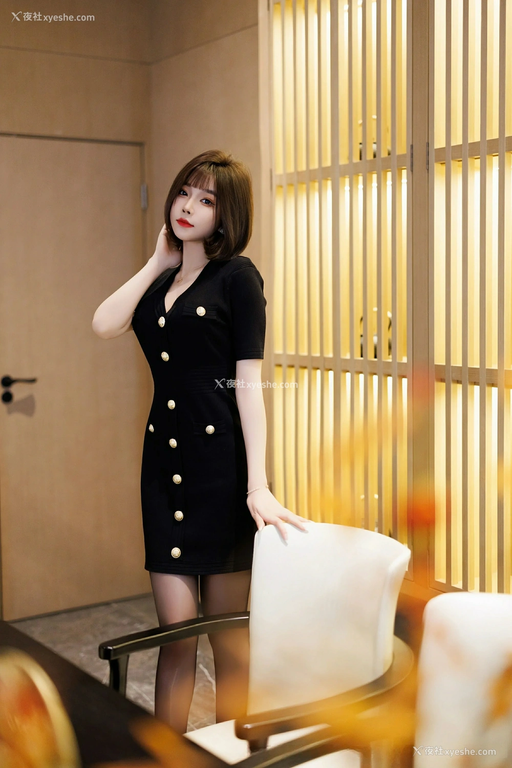 1P - [XiuRen秀人网] No.10013 徐莉芝Booty