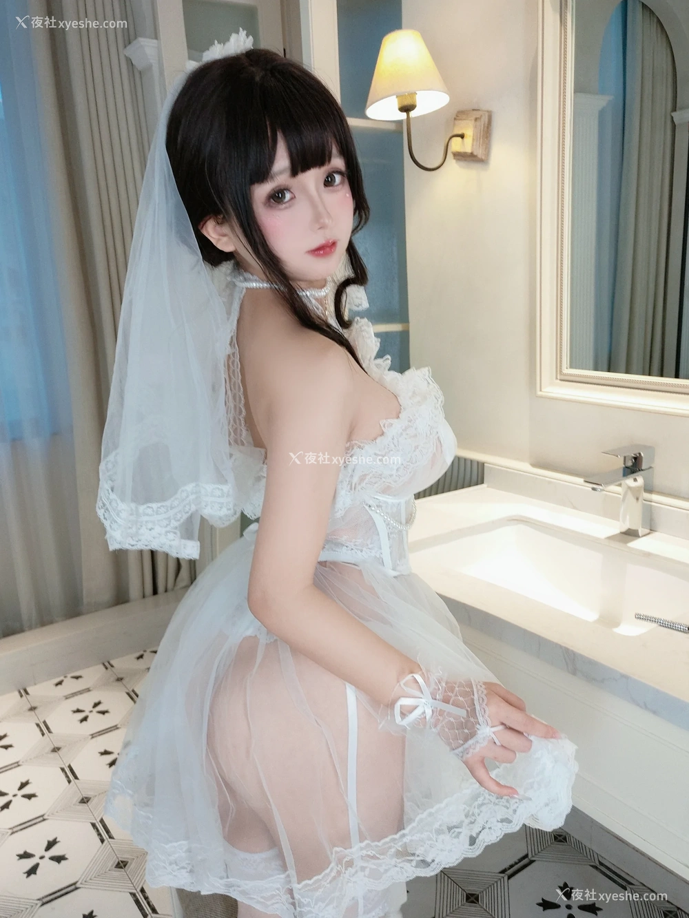 1P - 日奈娇 – Fiance