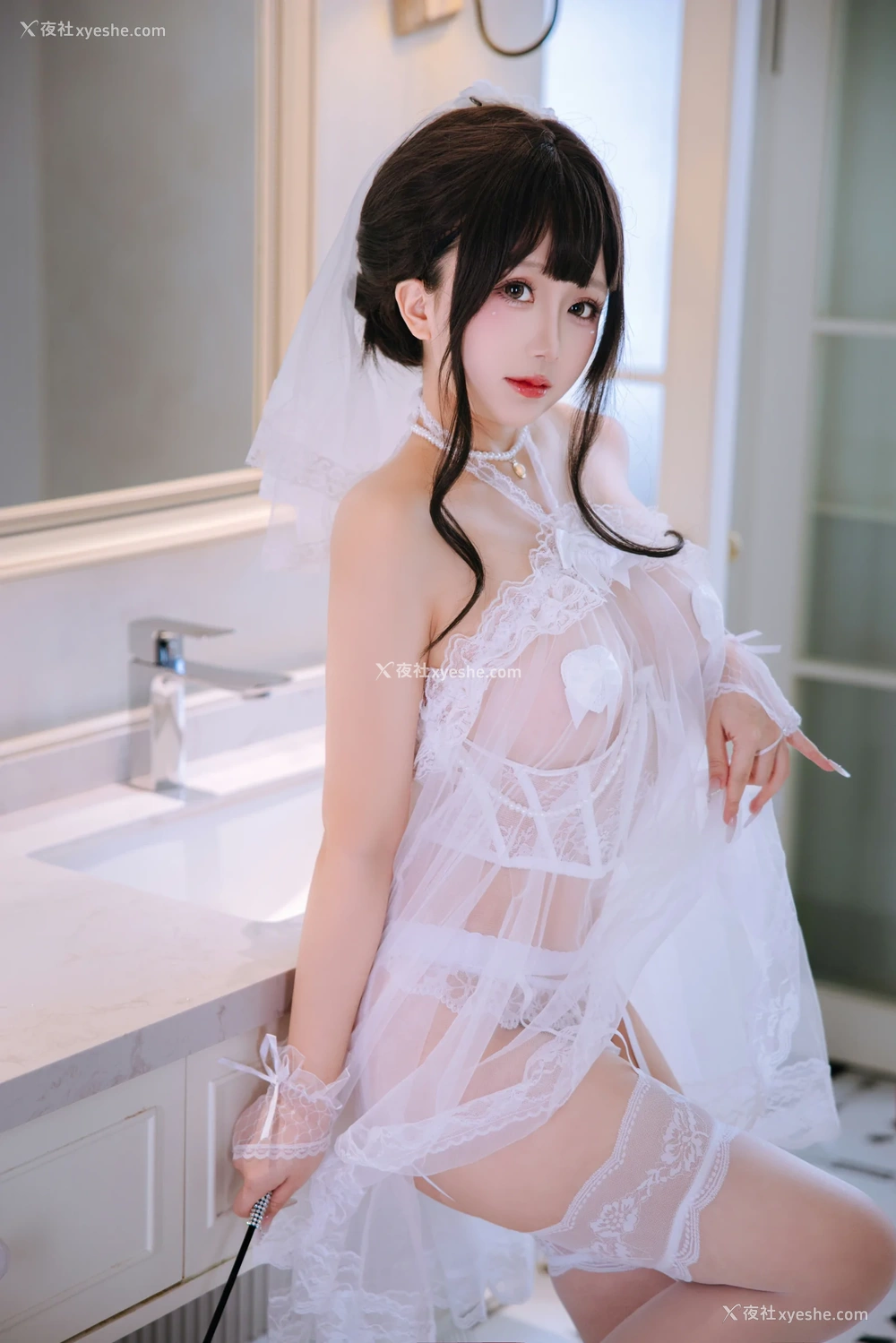 1P - 日奈娇 – Fiance