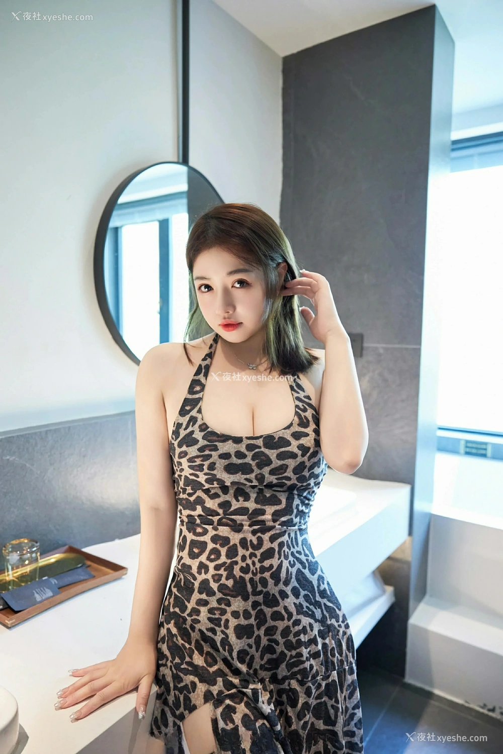1P - [XiuRen秀人网] No.10031 养乐多Doll