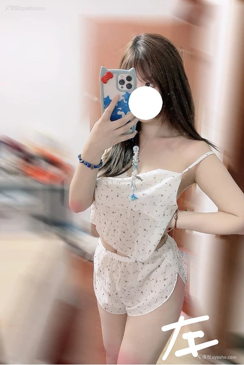 1P - 美巨乳福利姬@护士左左 尺度私拍视图合集3