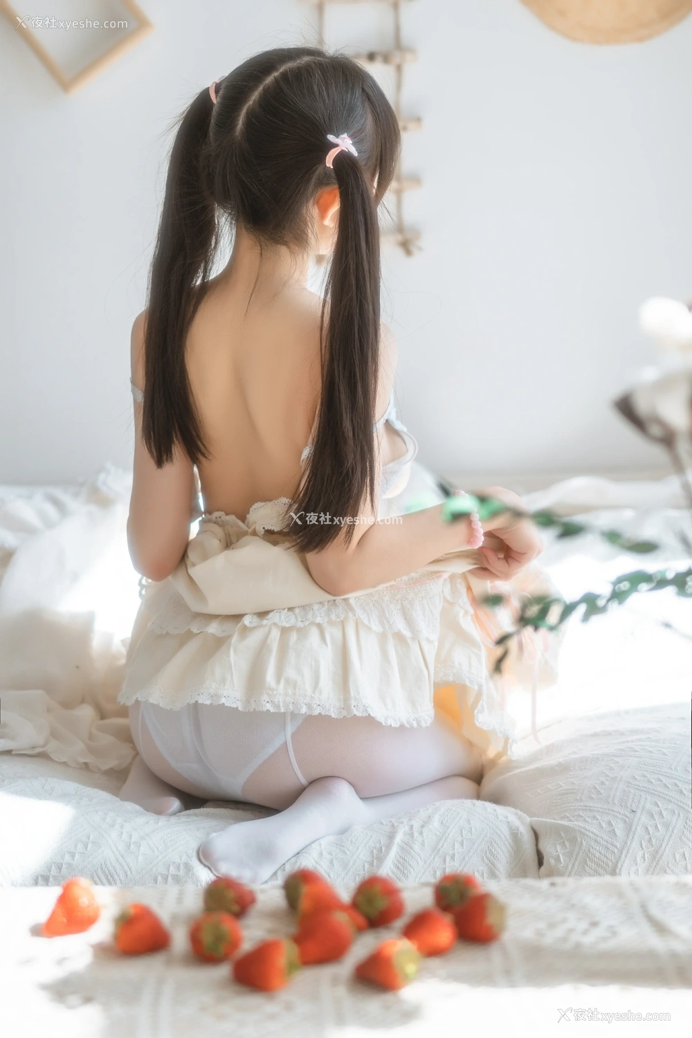 1P - 六味帝皇酱 – 洛丽塔