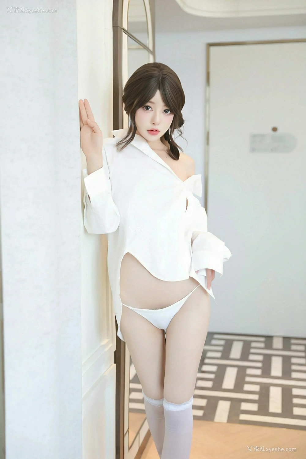 1P - [XiuRen秀人网] No.10036 桃妖夭