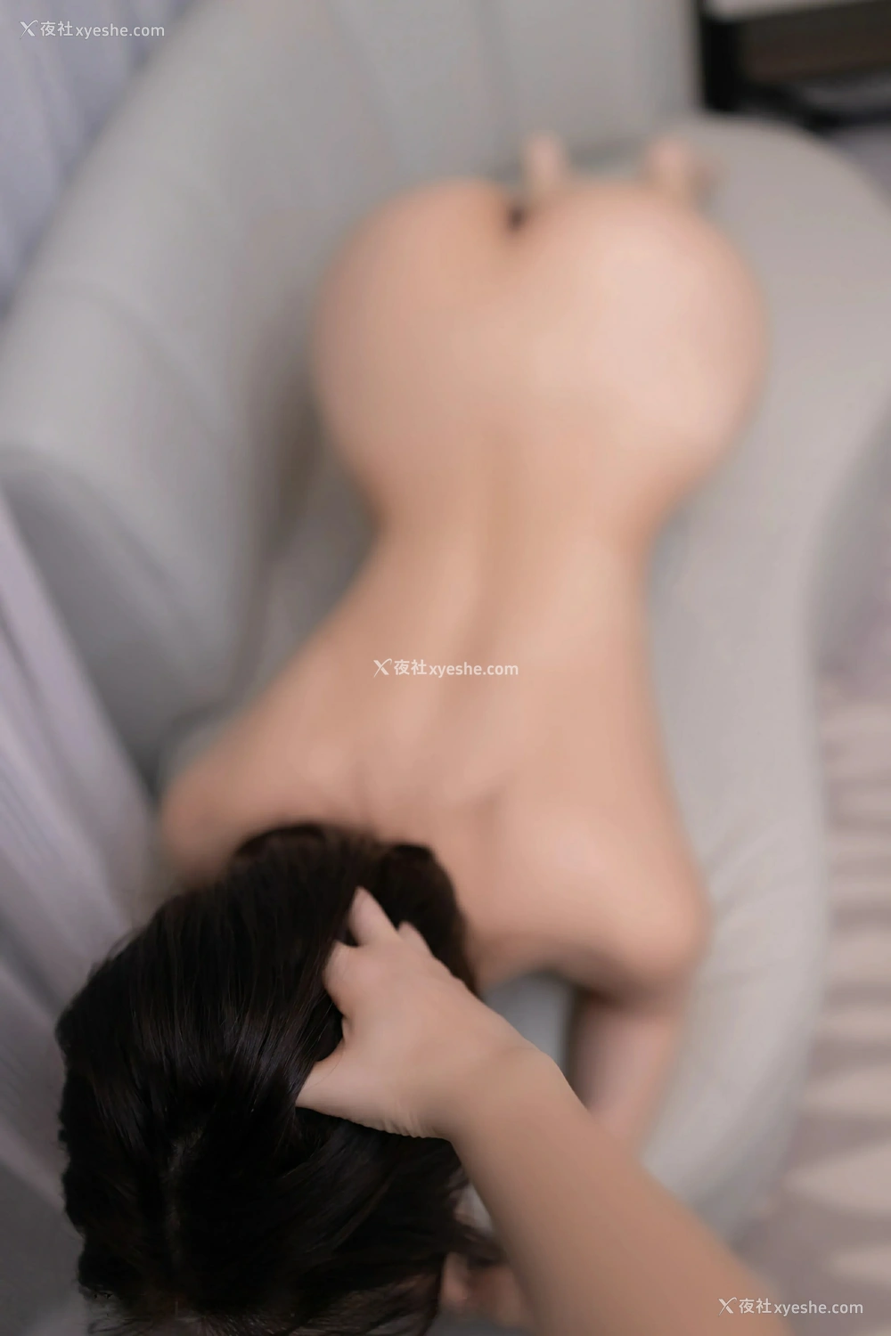 1P - [XiuRen秀人网] No.10042 杏子Yada
