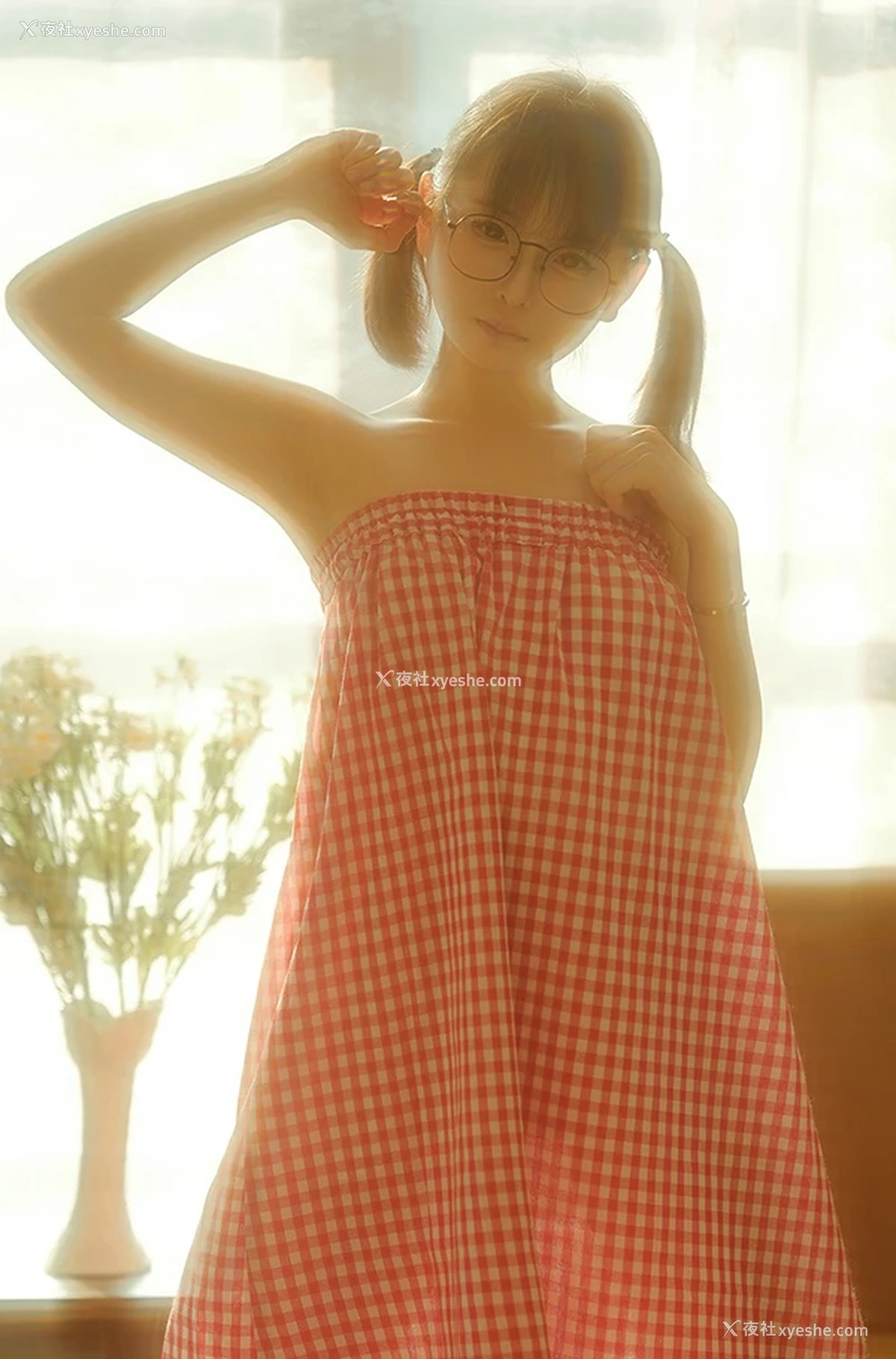1P - 网红美女幼水铃衣童年回忆 小蛋糕加JK