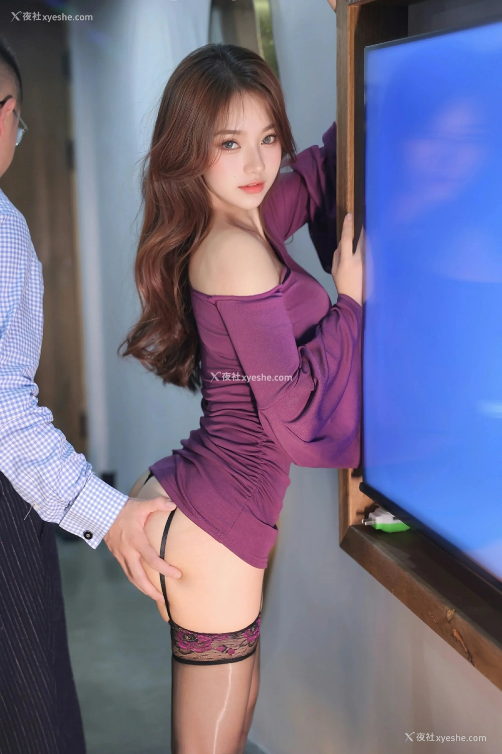 1P - [XiuRen秀人网] No.10044 张庭蓉