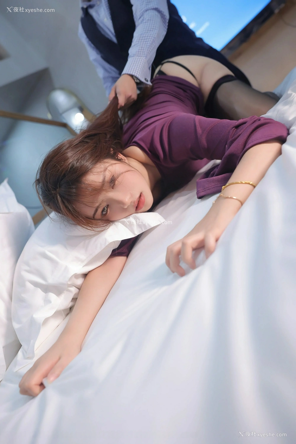 1P - [XiuRen秀人网] No.10044 张庭蓉