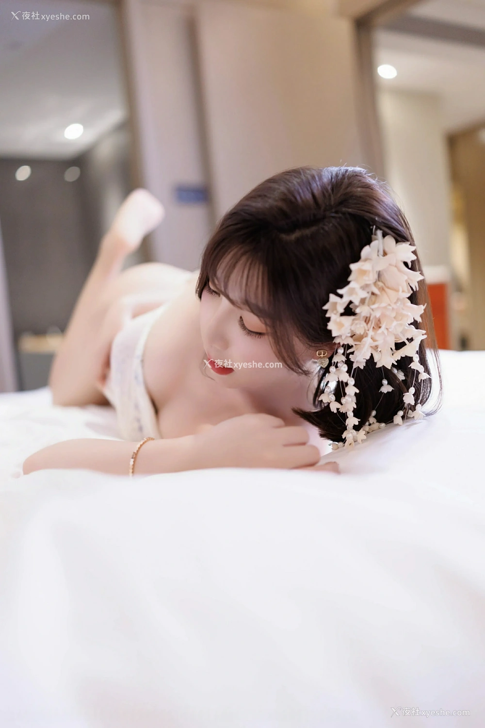1P - [XiuRen秀人网] No.10048 徐莉芝Booty
