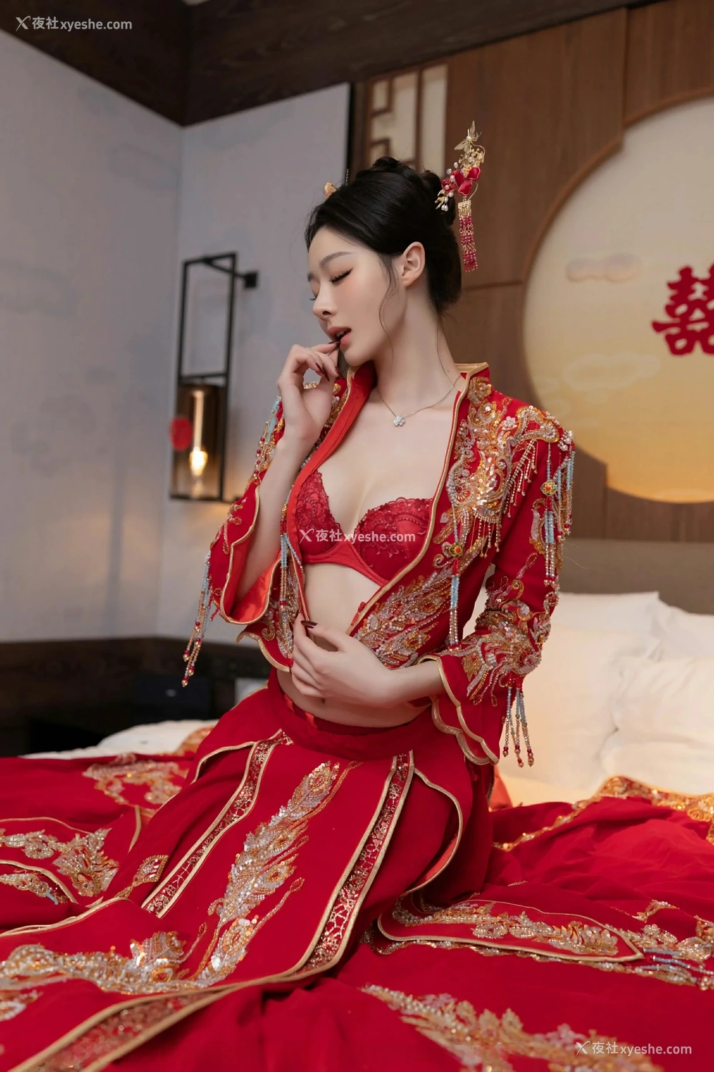 1P - [XiuRen秀人网] No.10055 小逗逗