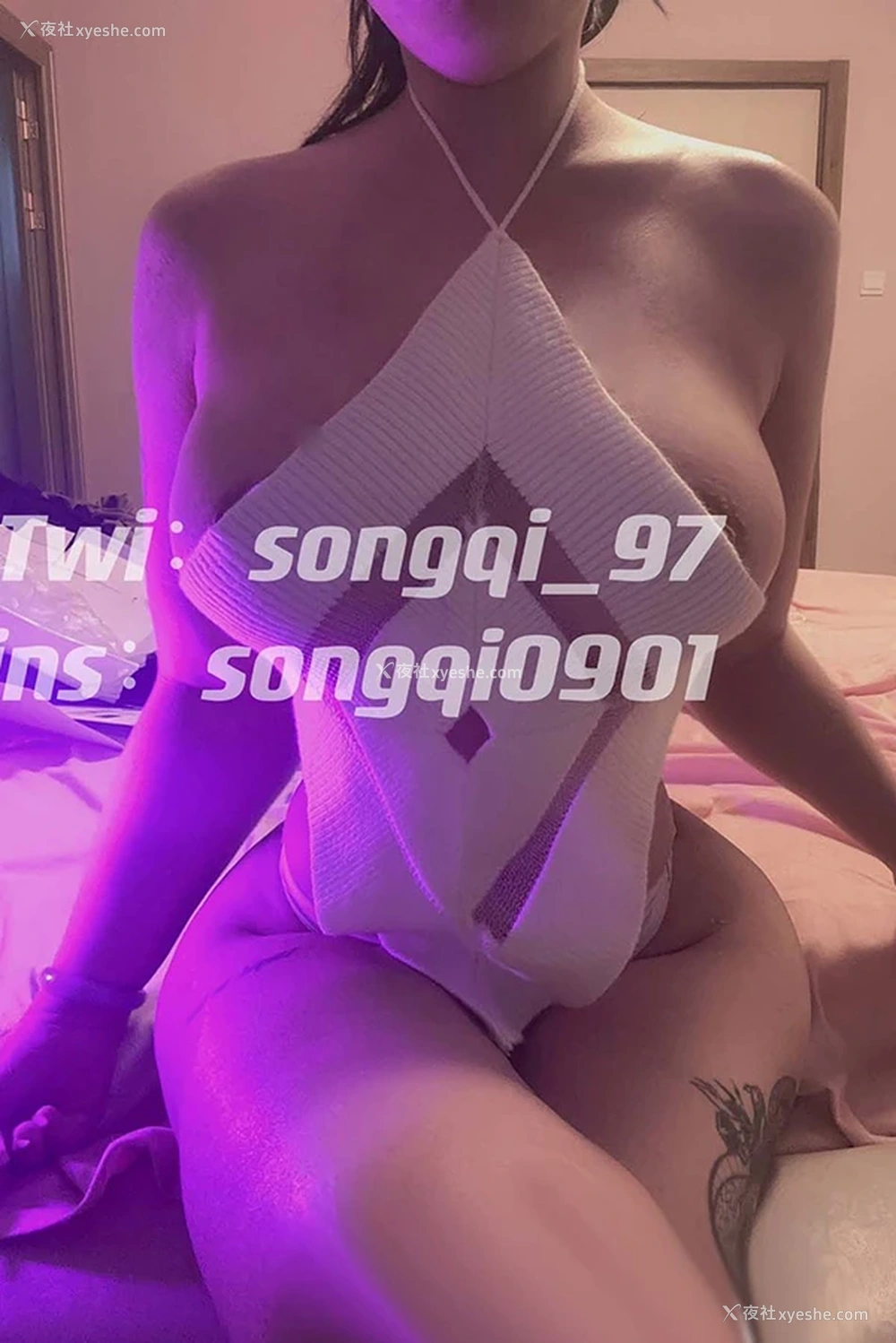1P - 巨乳福利姬 牛奶饼干不加葱 私拍尺度图集3