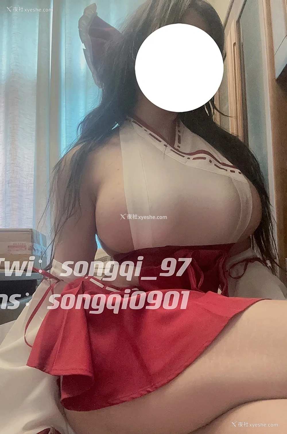 1P - 巨乳福利姬 牛奶饼干不加葱 私拍尺度图集3