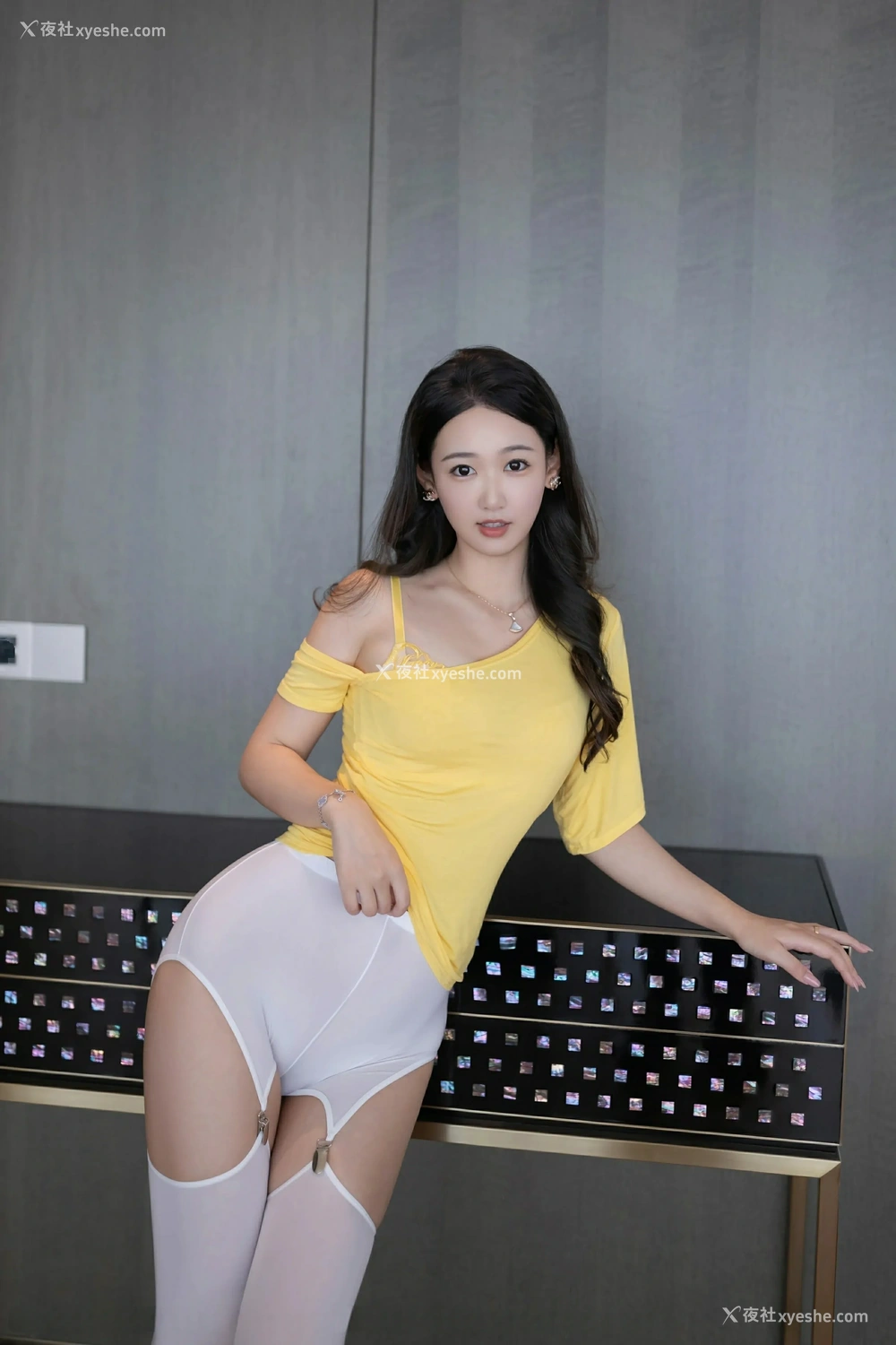 1P - [XiuRen秀人网] No.10062 唐安琪