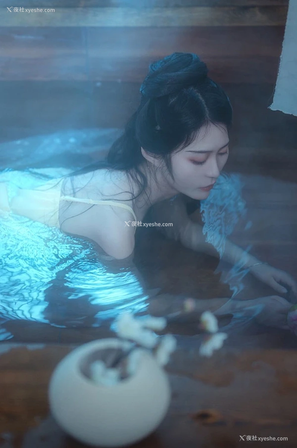 1P - 摄影师执义出品美女无圣光唯美图集