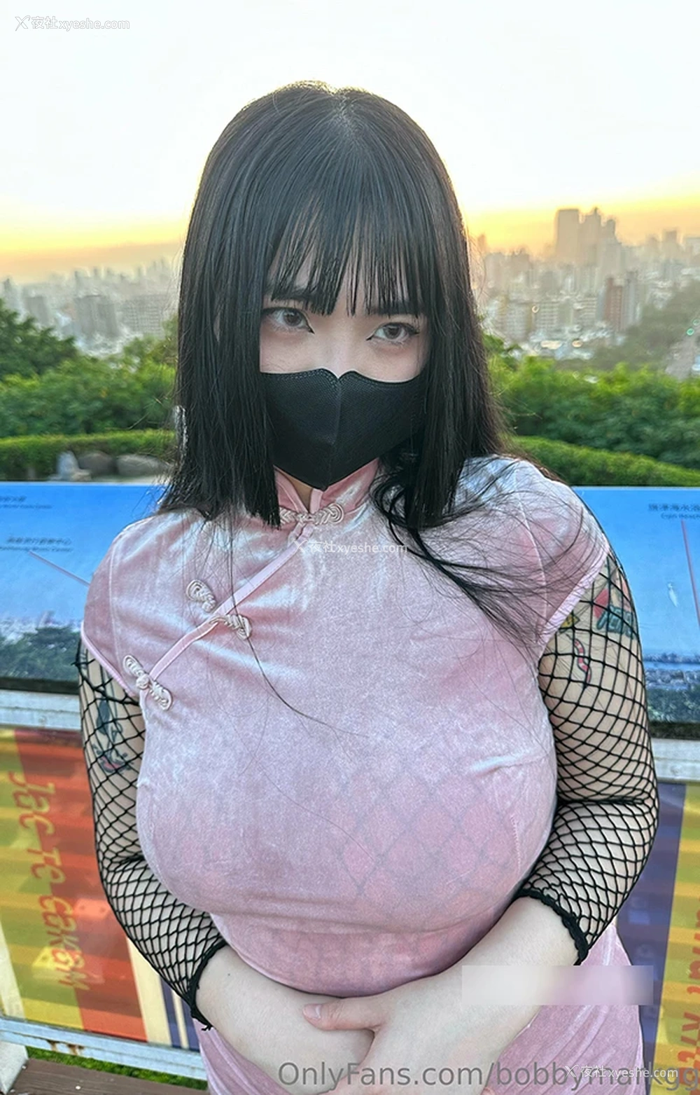 1P - 巨乳肥臀网红@Bobbymarkggggg 订阅尺度合集5