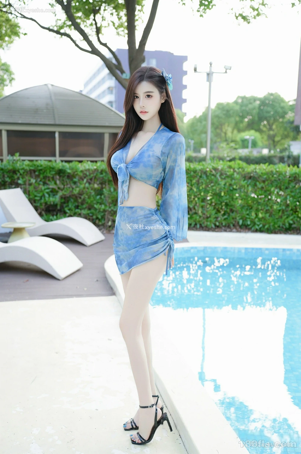 1P - xiuren秀人网福利晚苏susu大尺度私拍无码流出泳池蓝色