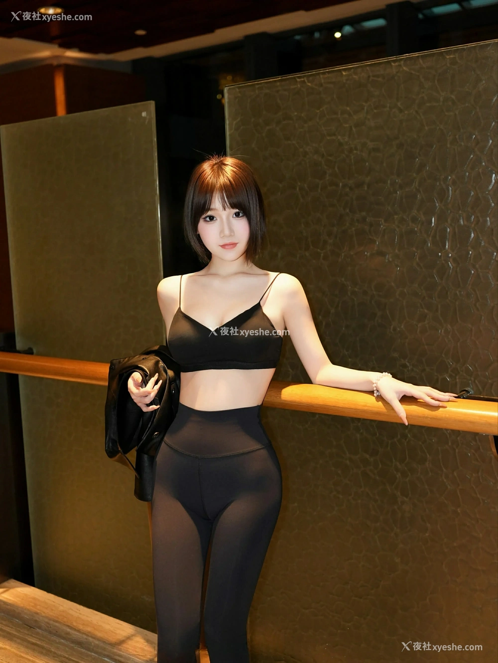 1P - [XiuRen秀人网] No.10077 汁汁